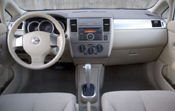 2009 Nissan Versa Picture